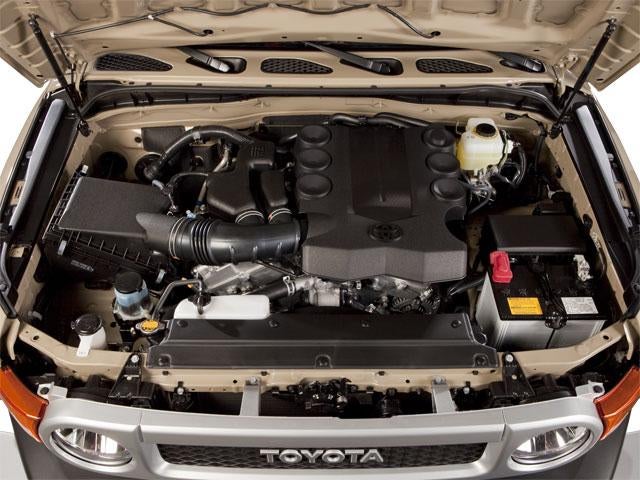 2010 Toyota FJ Cruiser RWD 4dr Auto (Natl)