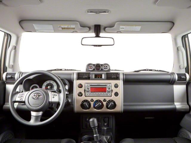 2010 Toyota FJ Cruiser RWD 4dr Auto (Natl)