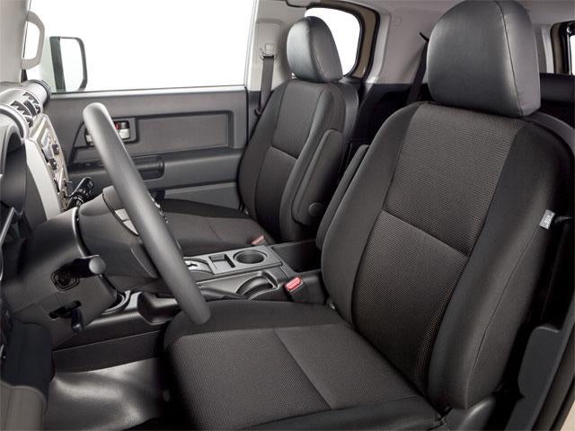 2010 Toyota FJ Cruiser RWD 4dr Auto (Natl)