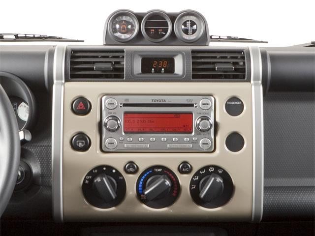 2010 Toyota FJ Cruiser RWD 4dr Auto (Natl)