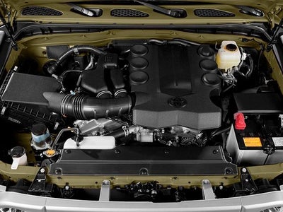 2014 Toyota FJ Cruiser RWD 4dr Auto (Natl)