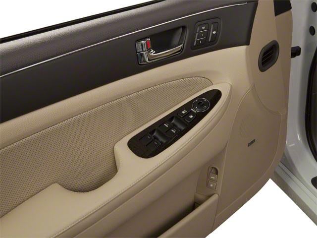 2012 Hyundai GENESIS 4dr Sdn V6 3.8L