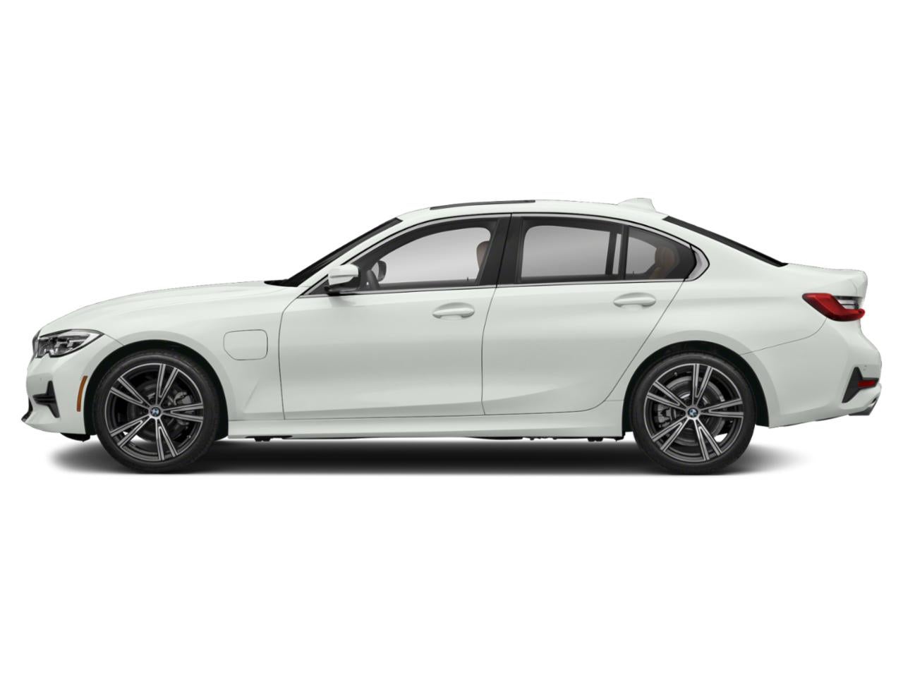 2021 BMW 330e Plug-In Hybrid