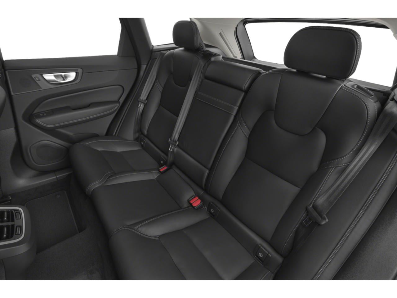 2022 Volvo XC60 B5 FWD Momentum