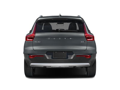 2024 Volvo XC40 B5 AWD Core Dark Theme