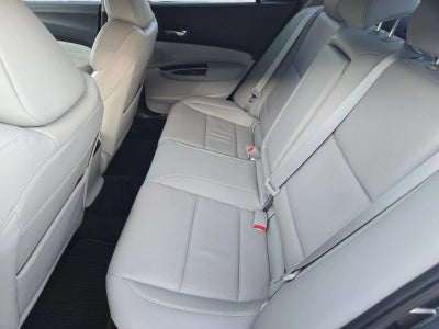 2017 Acura TLX FWD w/Technology Pkg