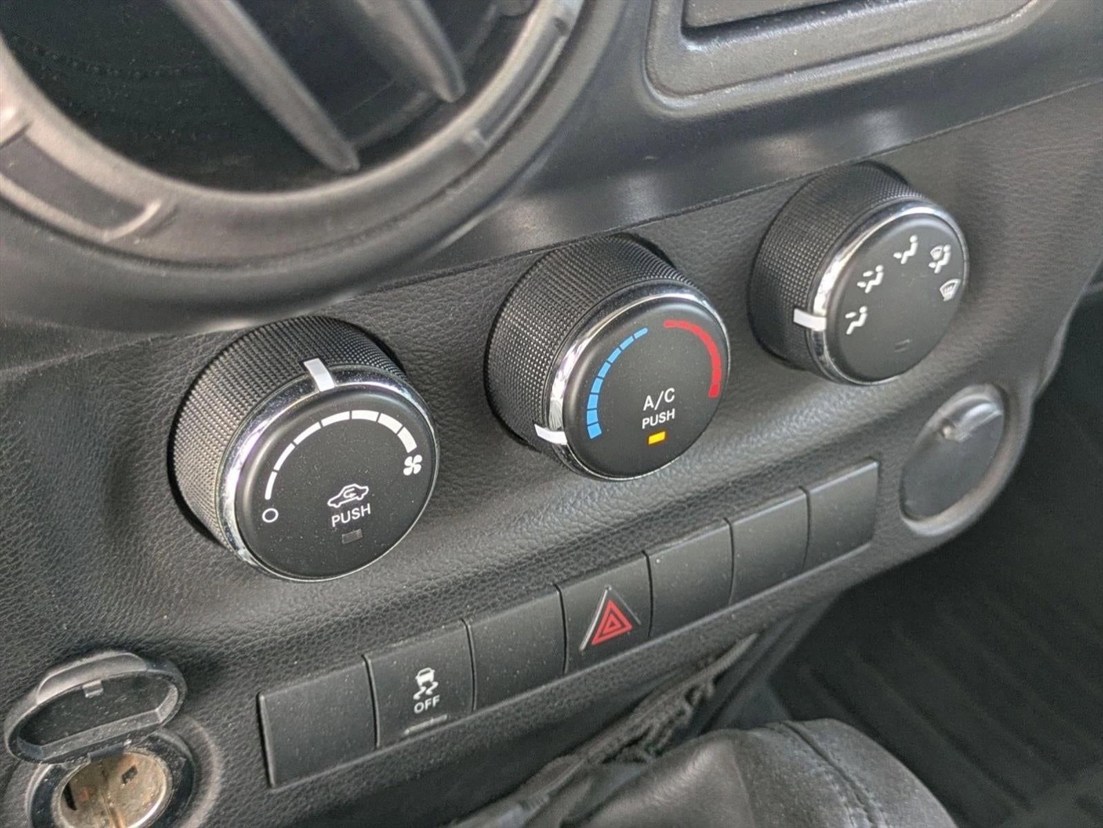 2013 Jeep Wrangler 4WD 2dr Sport