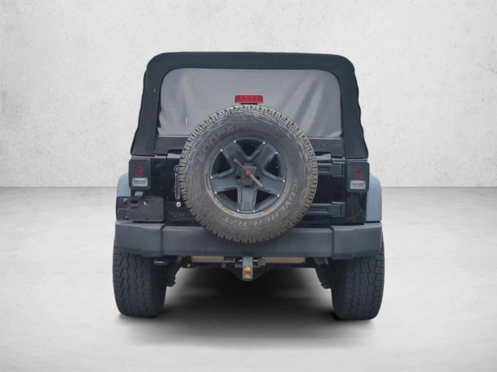 2015 Jeep Wrangler Unlimited 4WD 4dr Sport