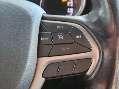 2020 Jeep Grand Cherokee Laredo E 4x2