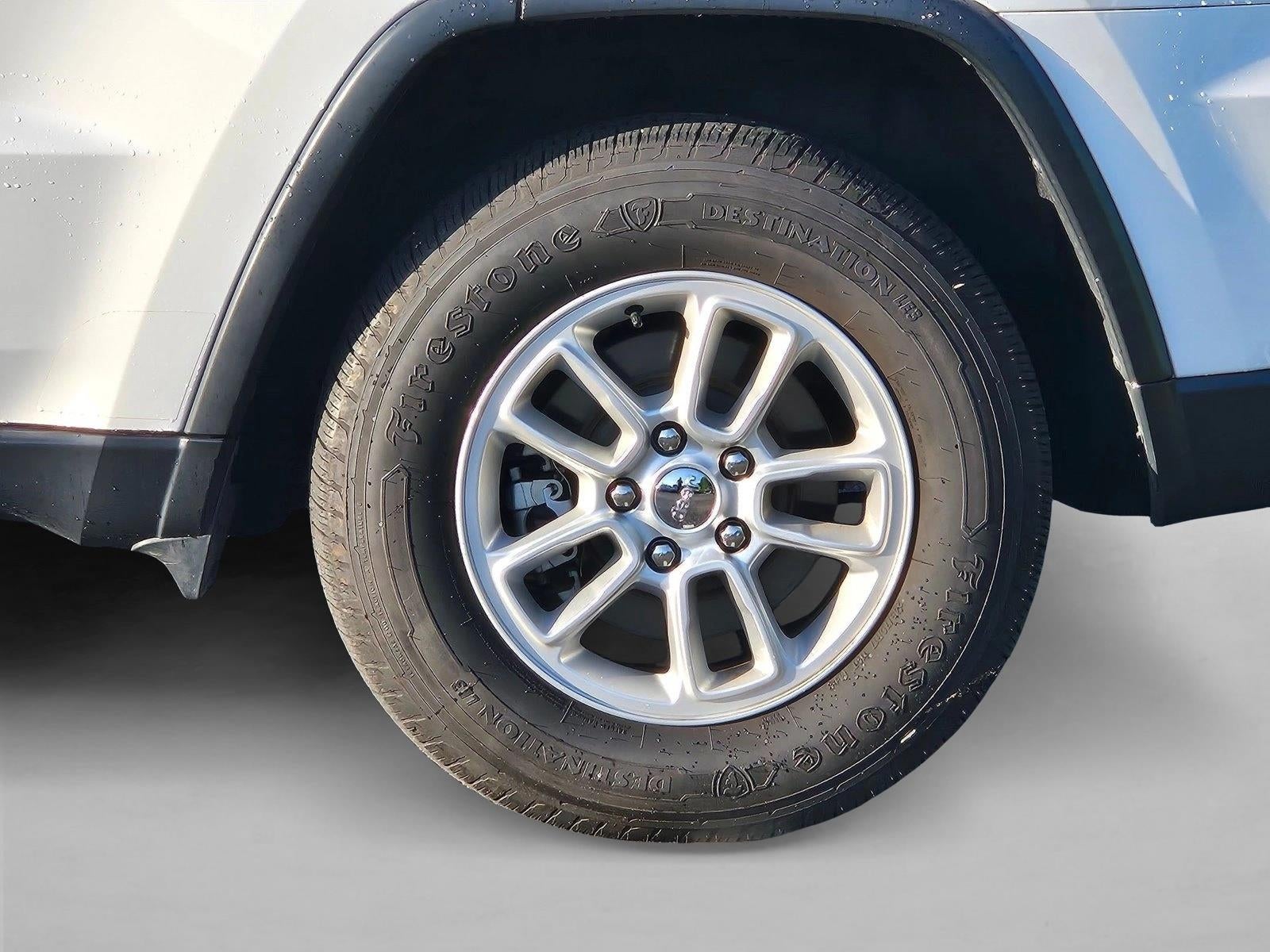 2020 Jeep Grand Cherokee Laredo E 4x2