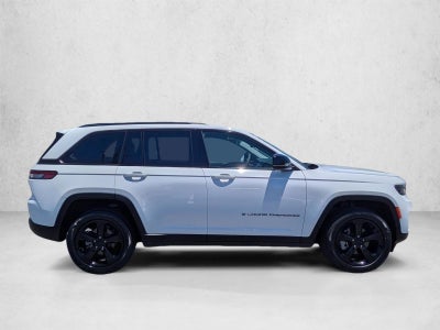 2023 Jeep Grand Cherokee Limited 4x2