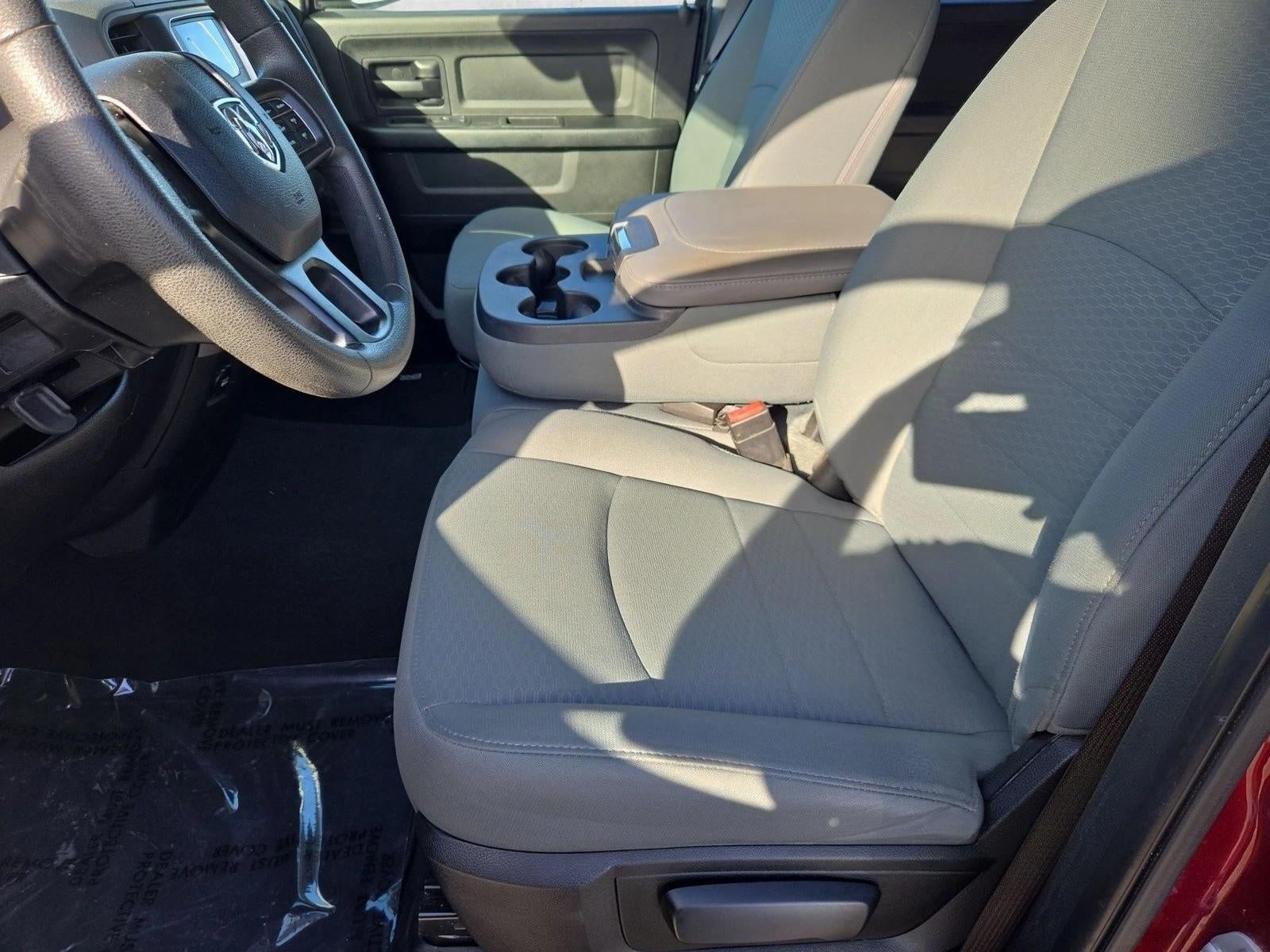 2018 RAM 1500 Express 4x2 Quad Cab 6'4" Box