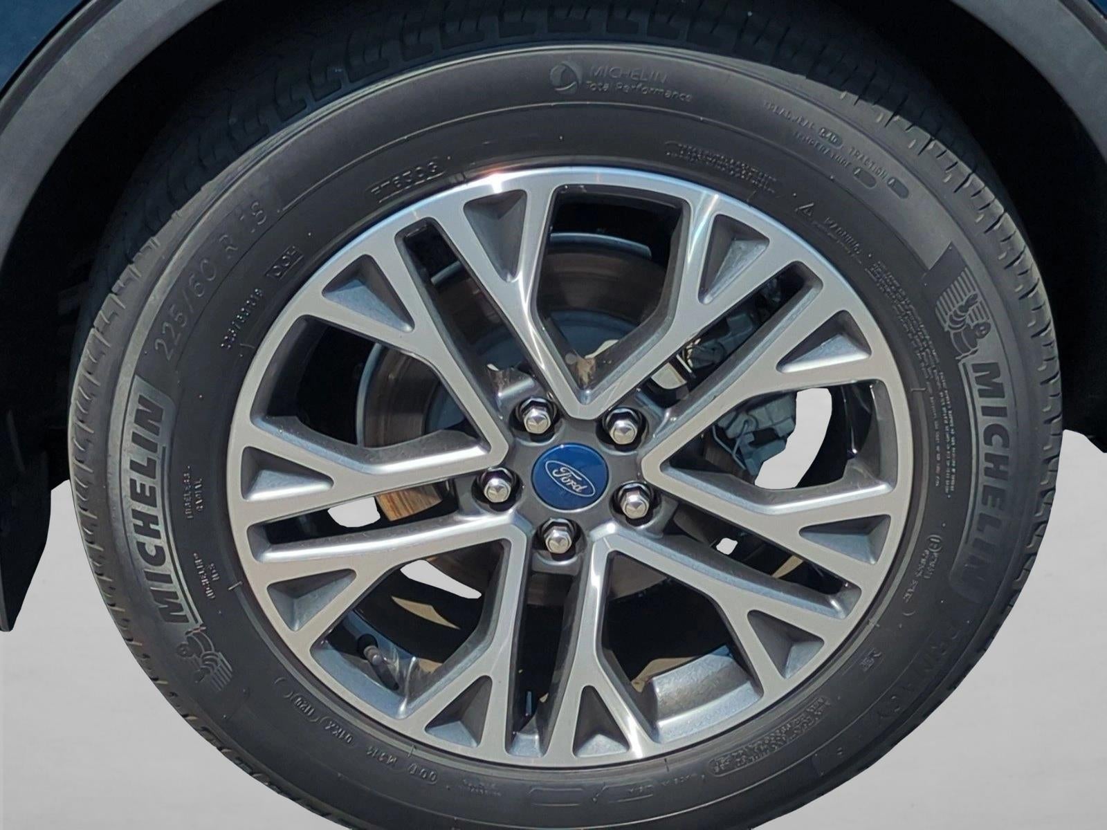 2020 Ford Escape SEL FWD