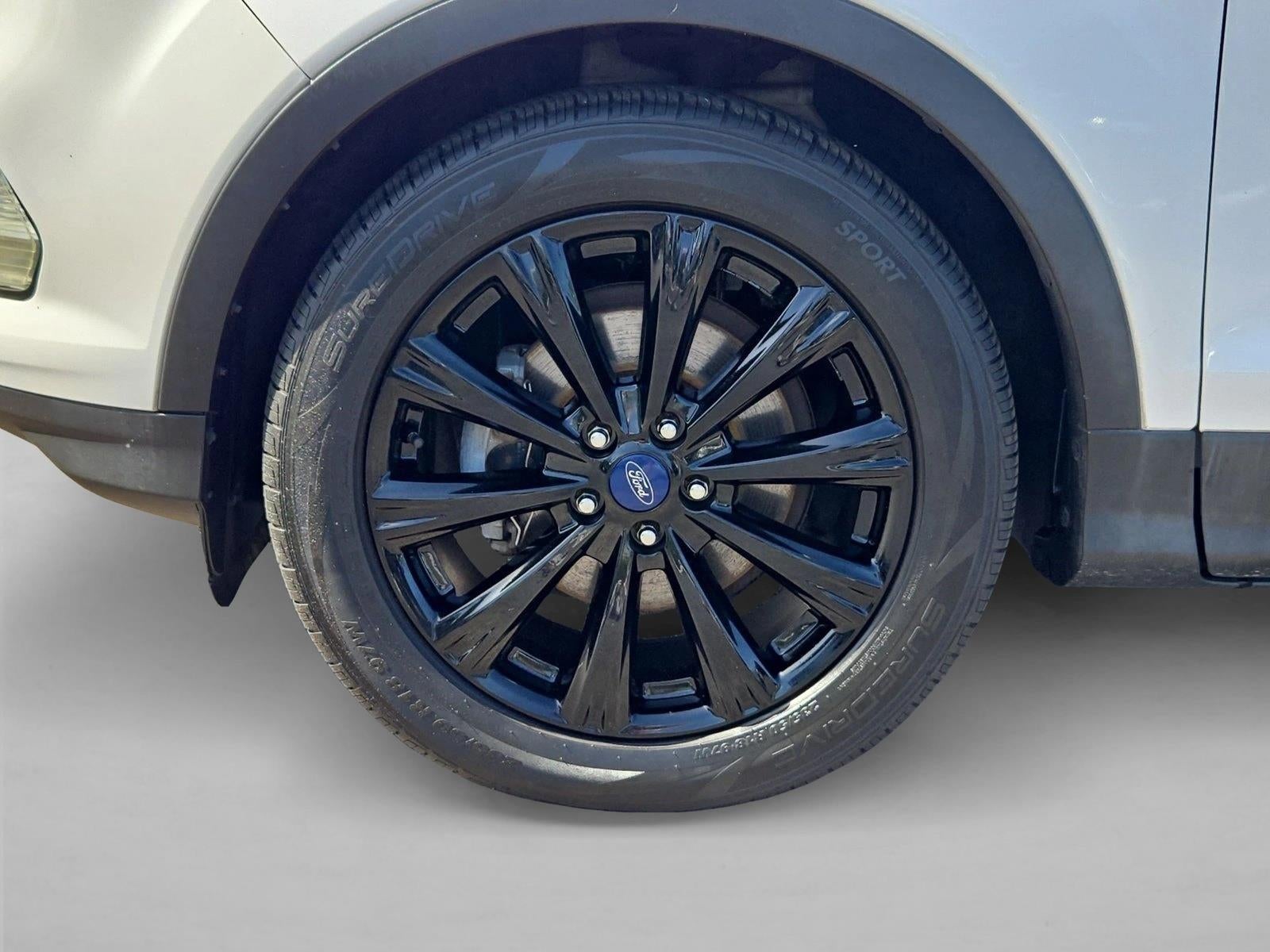 2017 Ford Escape Titanium FWD