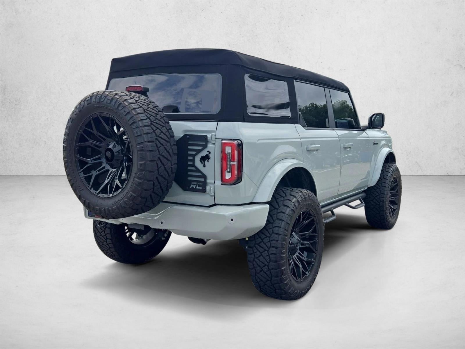 2024 Ford Bronco Outer Banks 4 Door 4x4