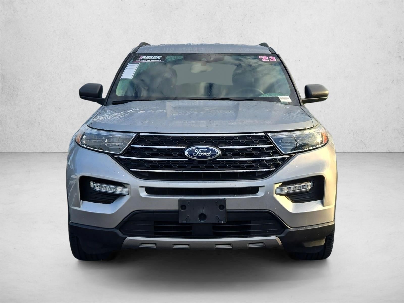 2023 Ford Explorer XLT RWD