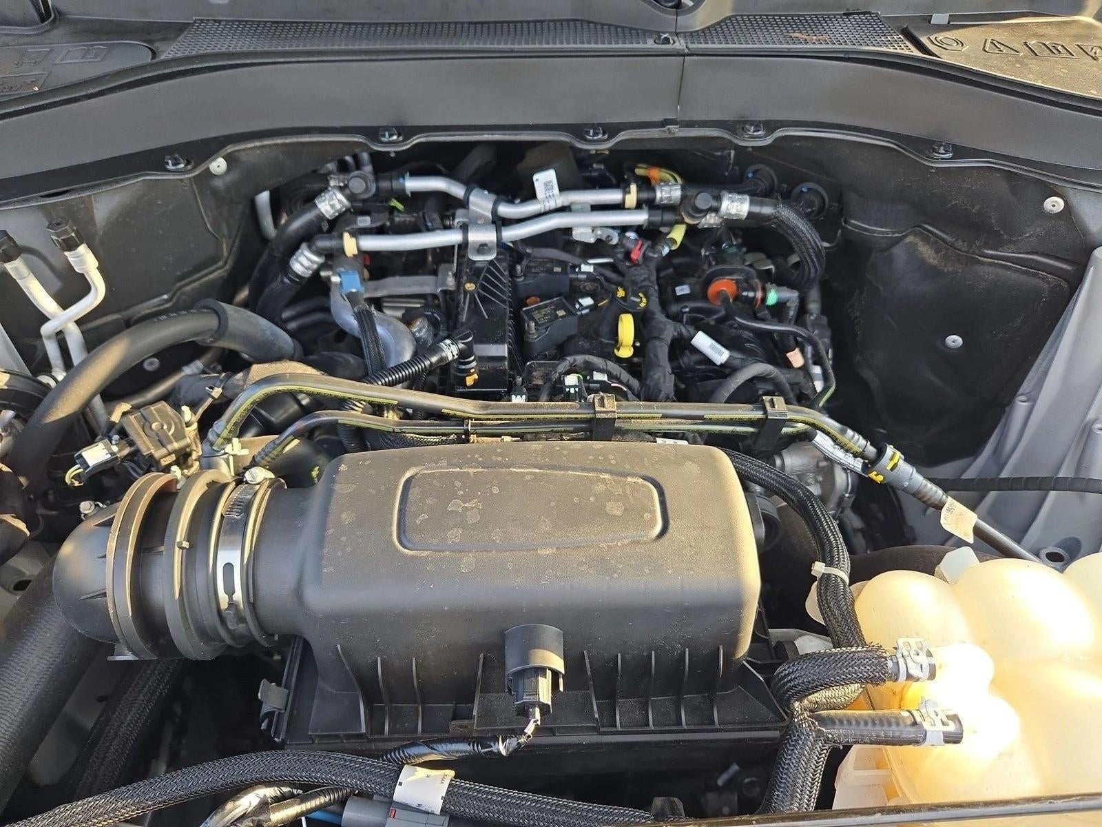 2023 Ford Explorer XLT RWD