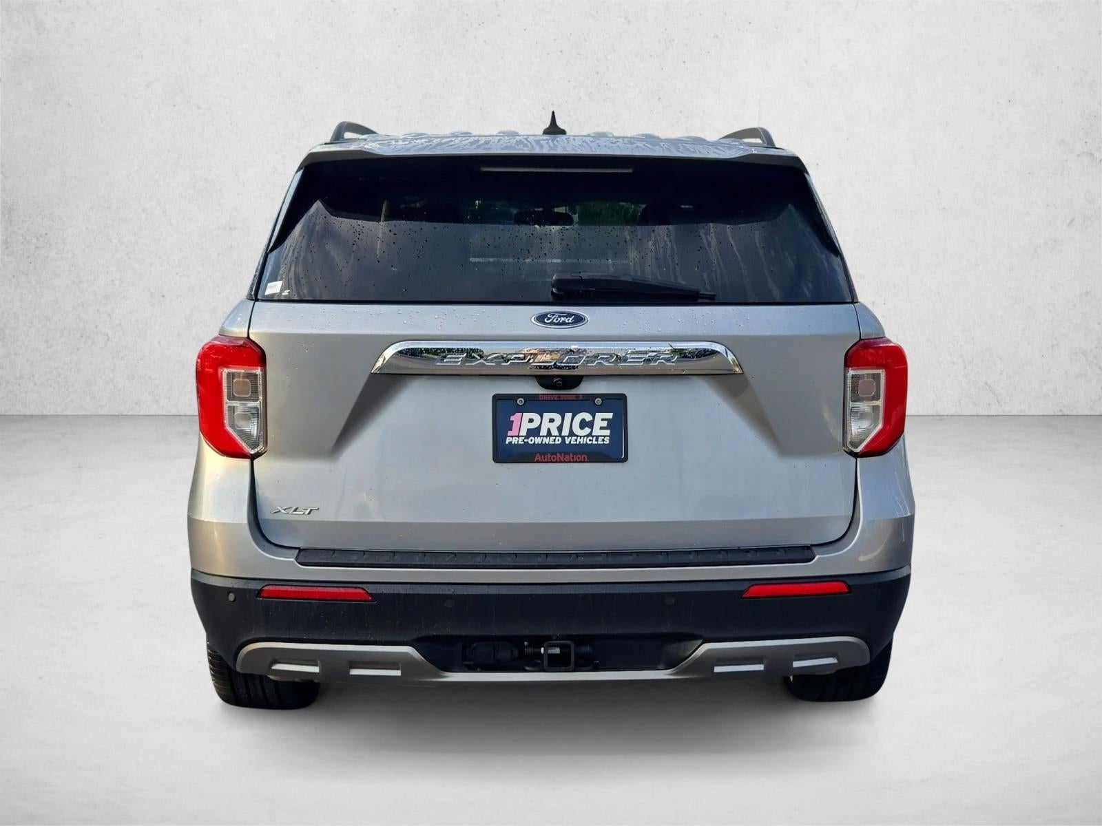 2023 Ford Explorer XLT RWD