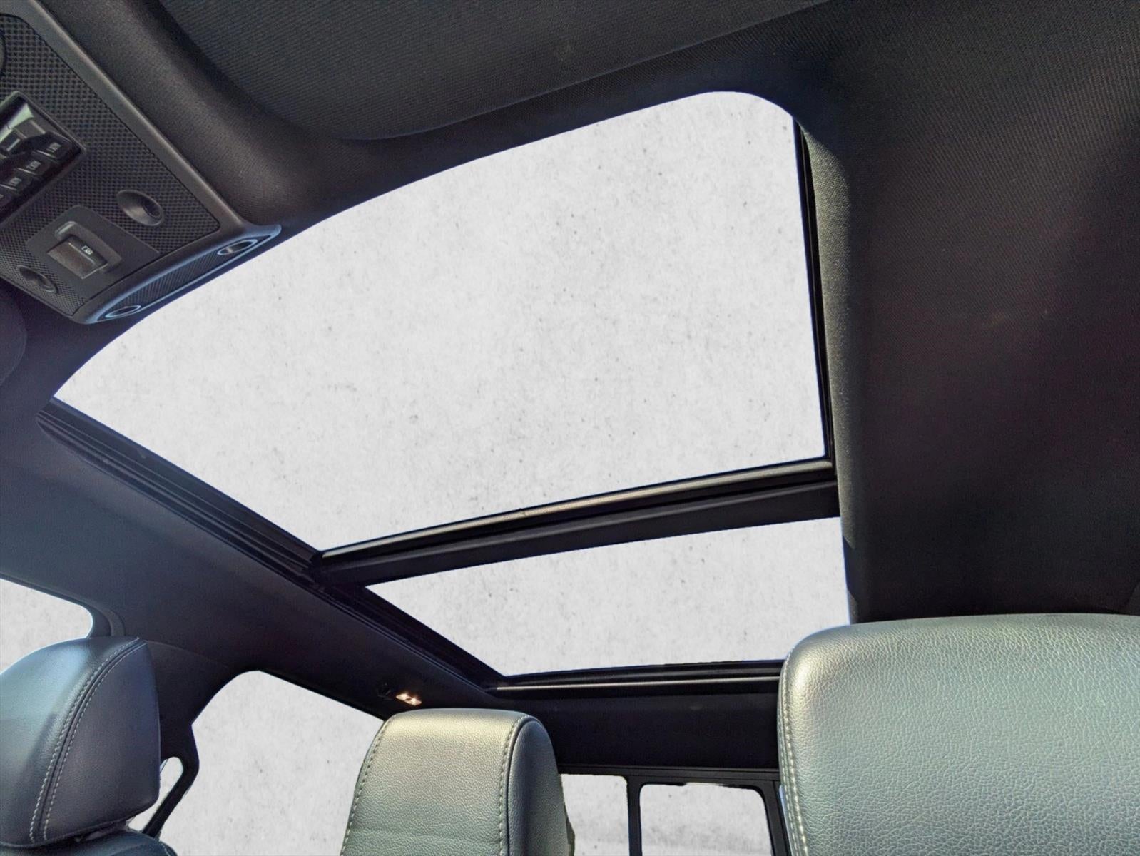 2022 Ford Super Duty F-250 SRW LARIAT 4WD Crew Cab 6.75' Box