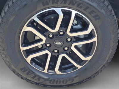 2025 Ford Ranger LARIAT 4WD SuperCrew 5' Box