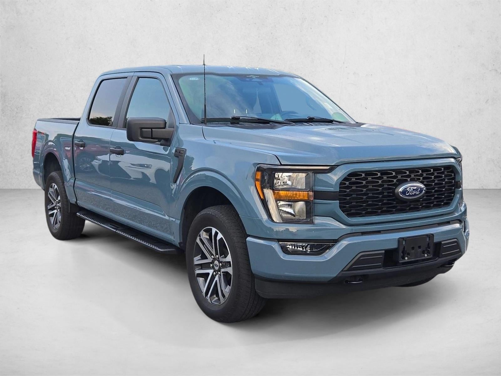 2023 Ford F-150 XL 4WD SuperCrew 5.5' Box