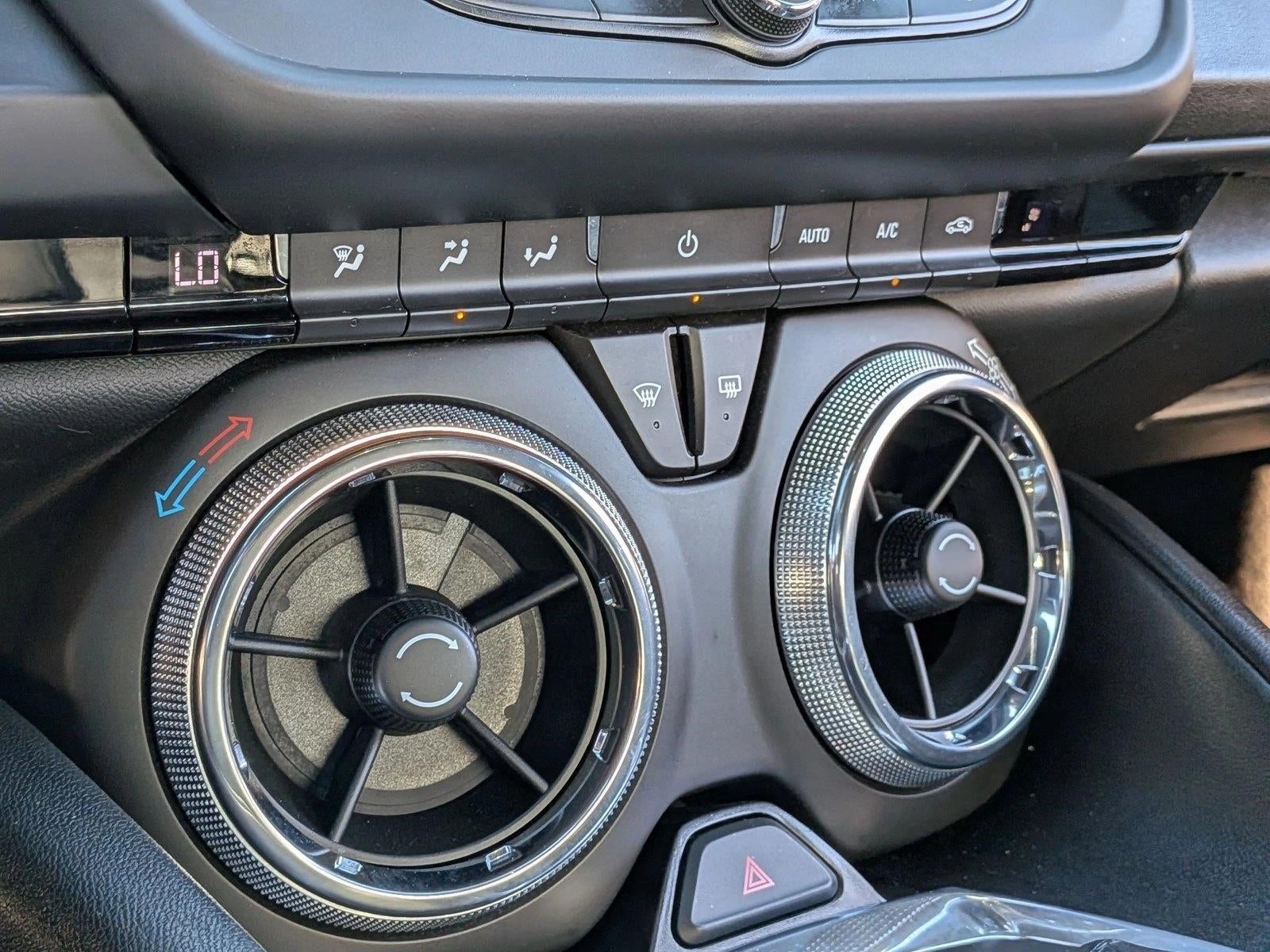 2017 Chevrolet Camaro 2dr Coupe 1LT