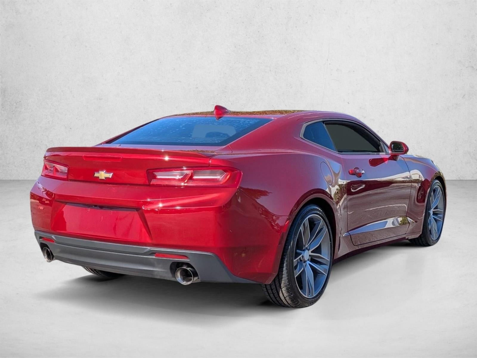 2017 Chevrolet Camaro 2dr Coupe 1LT