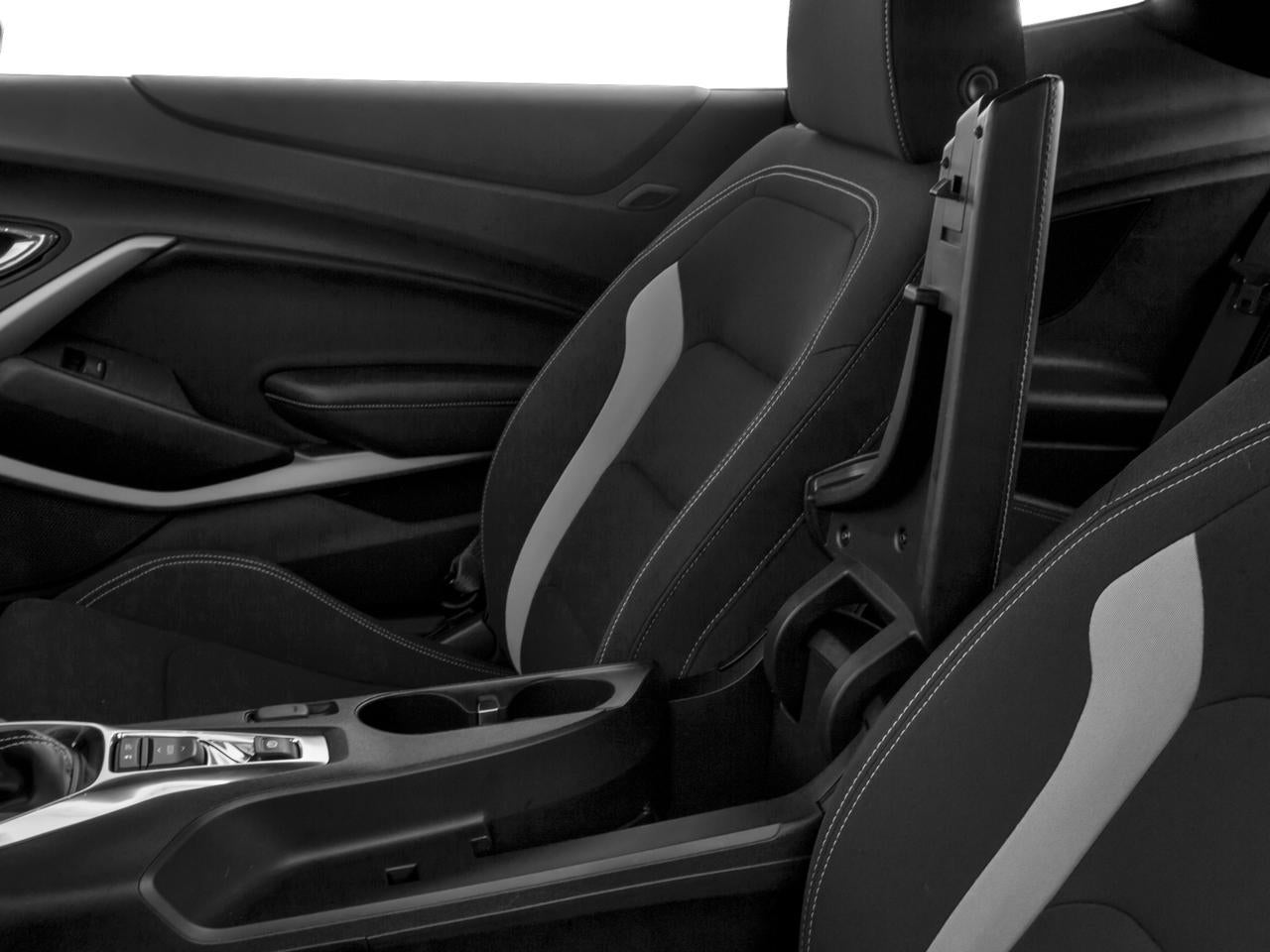 2017 Chevrolet Camaro 2dr Coupe 1LT