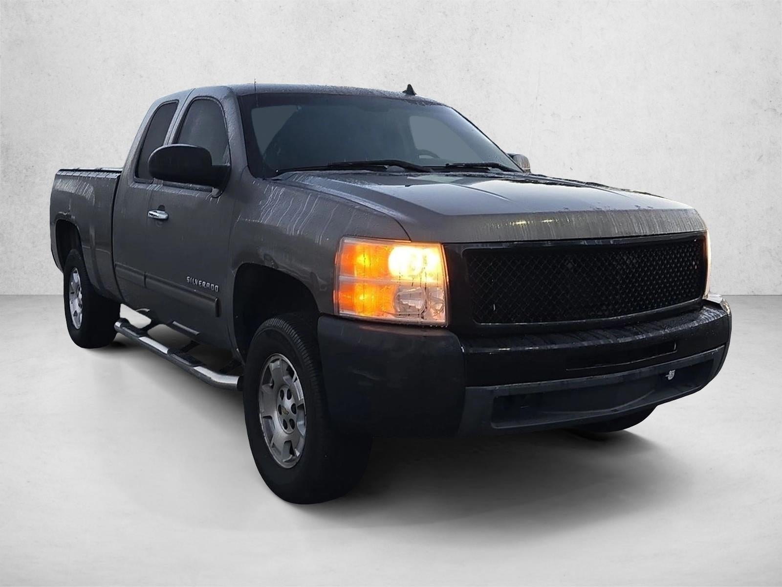 2013 Chevrolet Silverado 1500 Extended Cab Standard Box 2-Wheel Drive LT