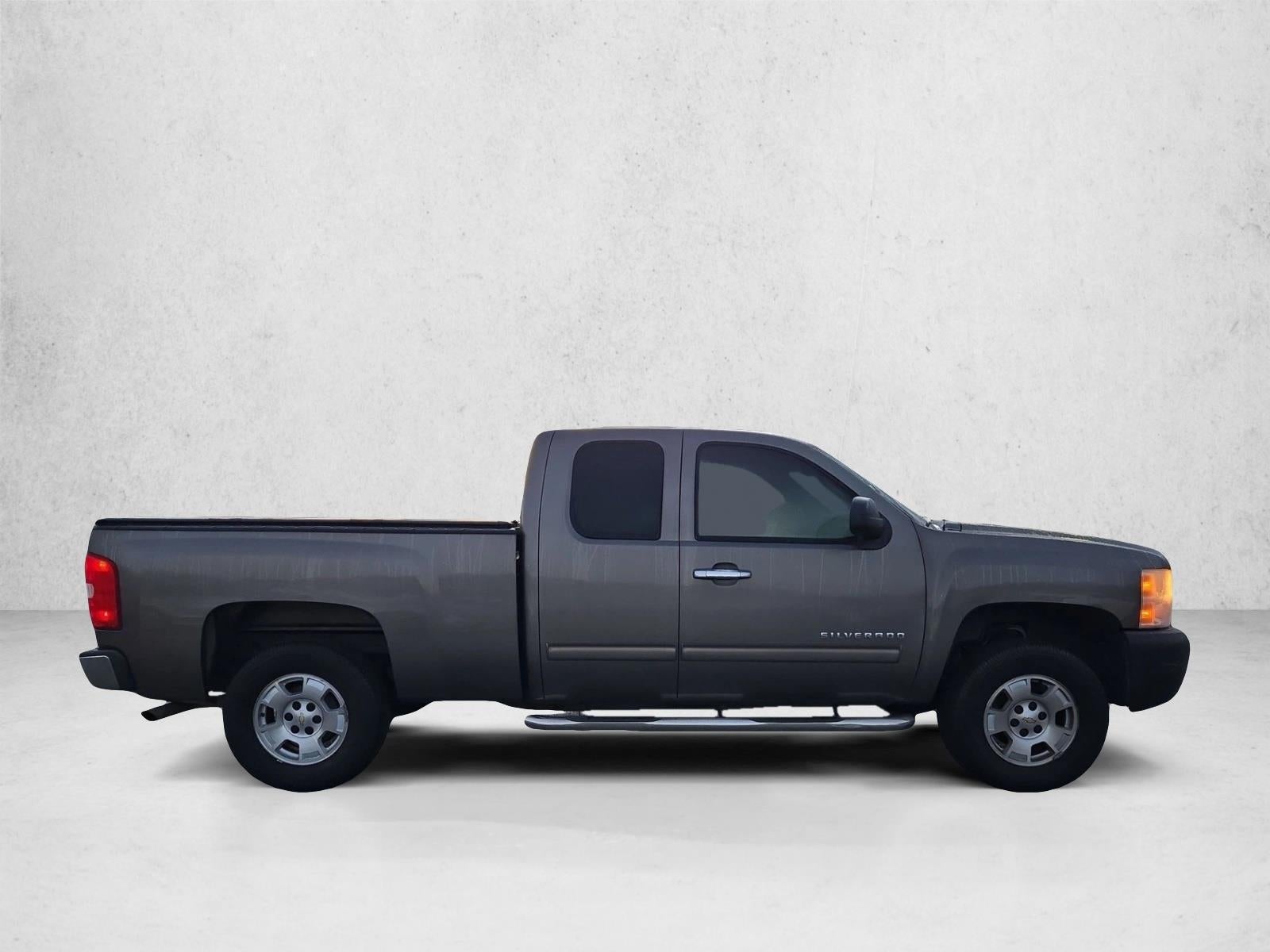2013 Chevrolet Silverado 1500 Extended Cab Standard Box 2-Wheel Drive LT