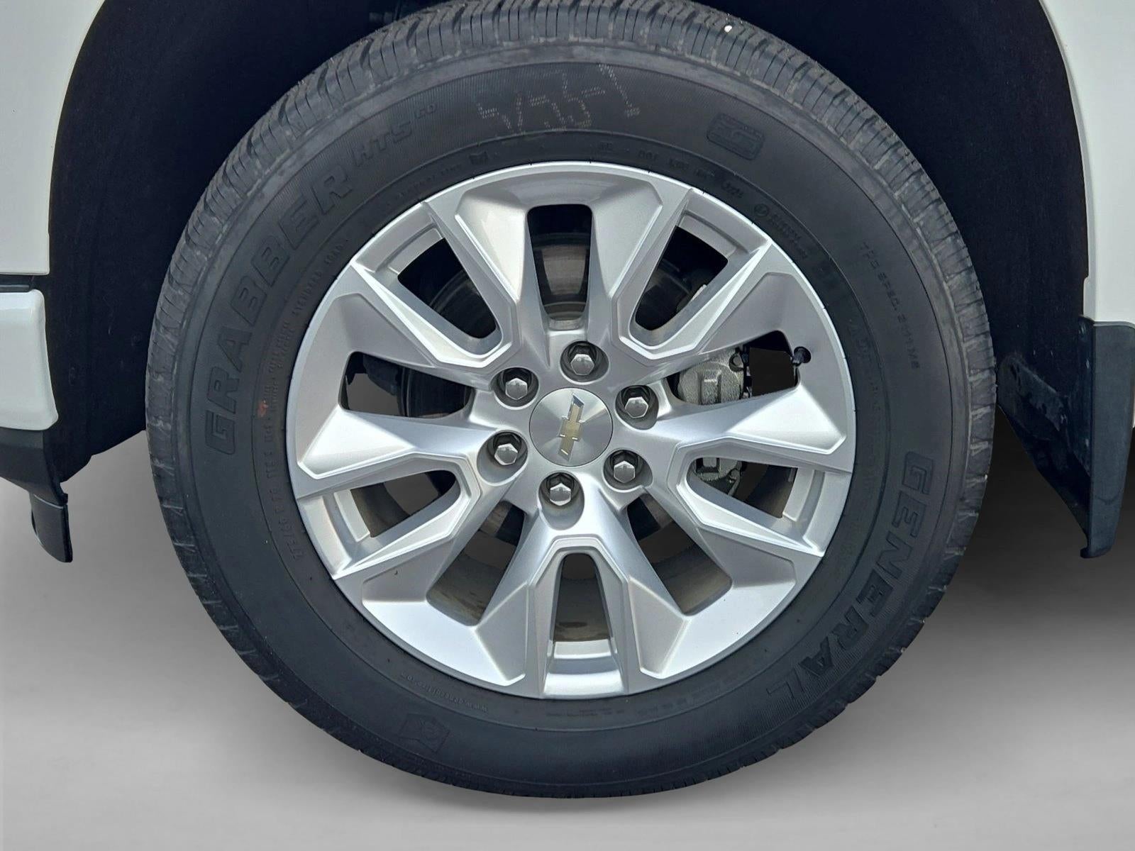 2021 Chevrolet Silverado 1500 Double Cab Standard Box 2-Wheel Drive Custom