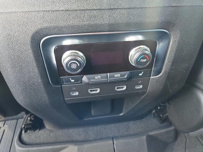 2024 GMC Yukon 2WD 4dr SLT