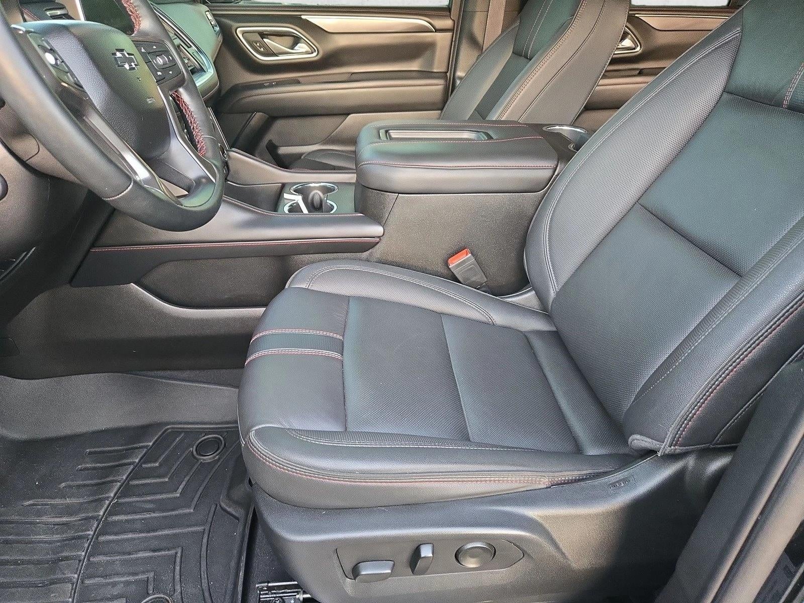 2023 Chevrolet Suburban 4WD RST