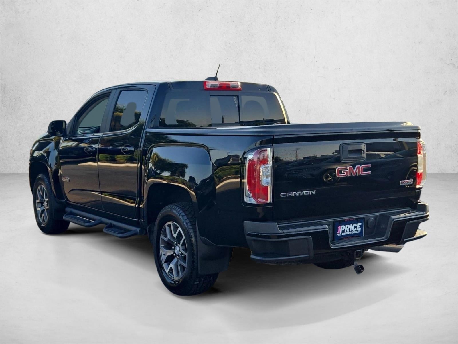 2017 GMC Canyon Crew Cab Short Box 4-Wheel Drive SLE