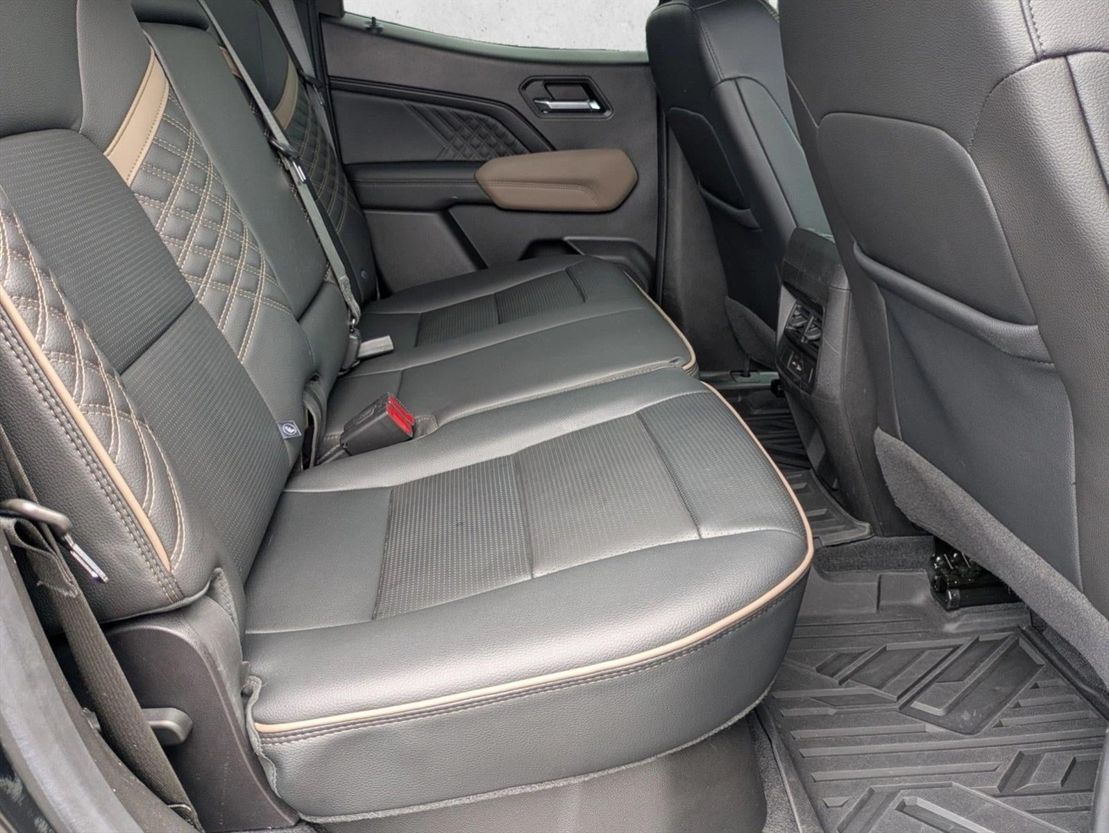 2023 GMC Canyon Crew Cab Short Box 4-Wheel Drive Denali