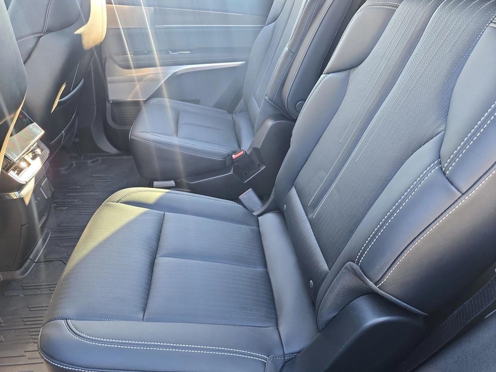 2026 Cadillac VISTIQ AWD 4dr Sport
