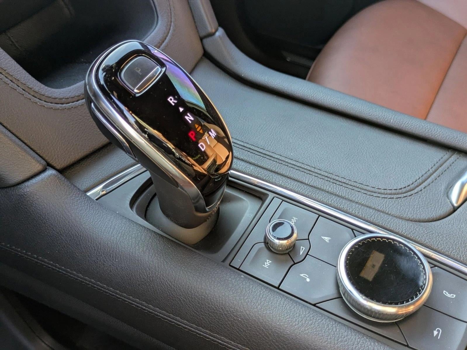 2022 Cadillac XT5 FWD 4dr Premium Luxury