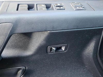 2014 Nissan Titan 2WD Crew Cab Short Bed SV