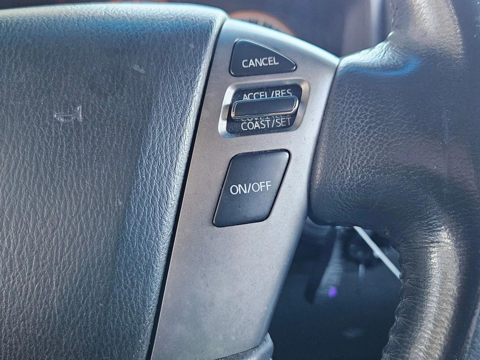 2014 Nissan Titan 2WD Crew Cab Short Bed SV