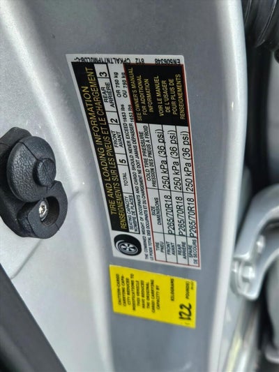 2014 Nissan Titan 2WD Crew Cab Short Bed SV