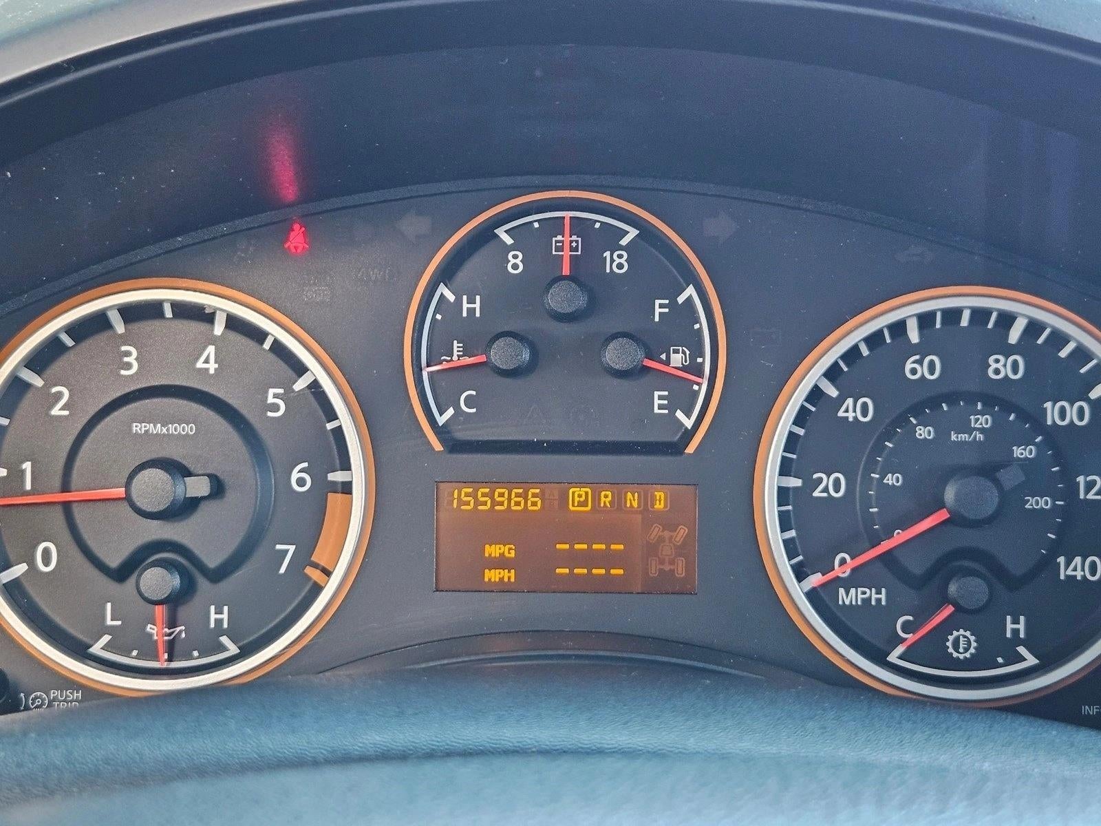 2014 Nissan Titan 2WD Crew Cab Short Bed SV