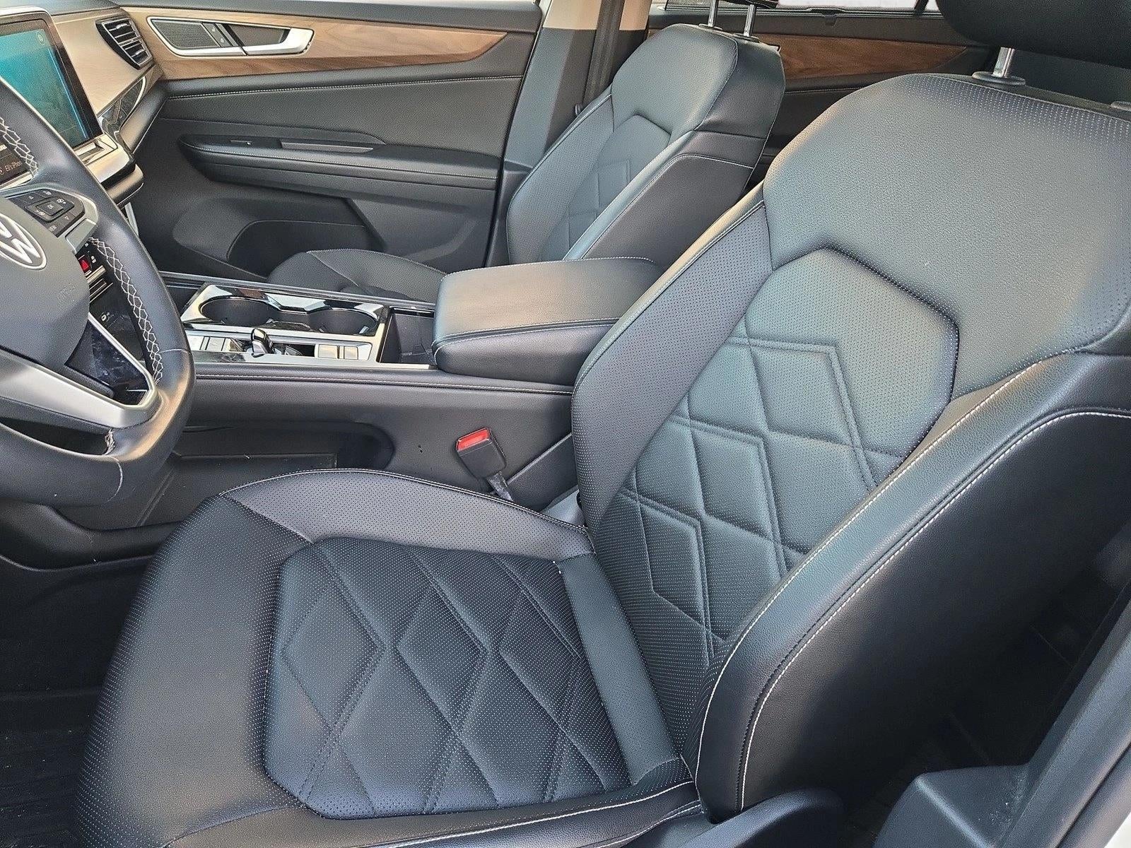 2024 Volkswagen Atlas 2.0T SE w/Technology FWD