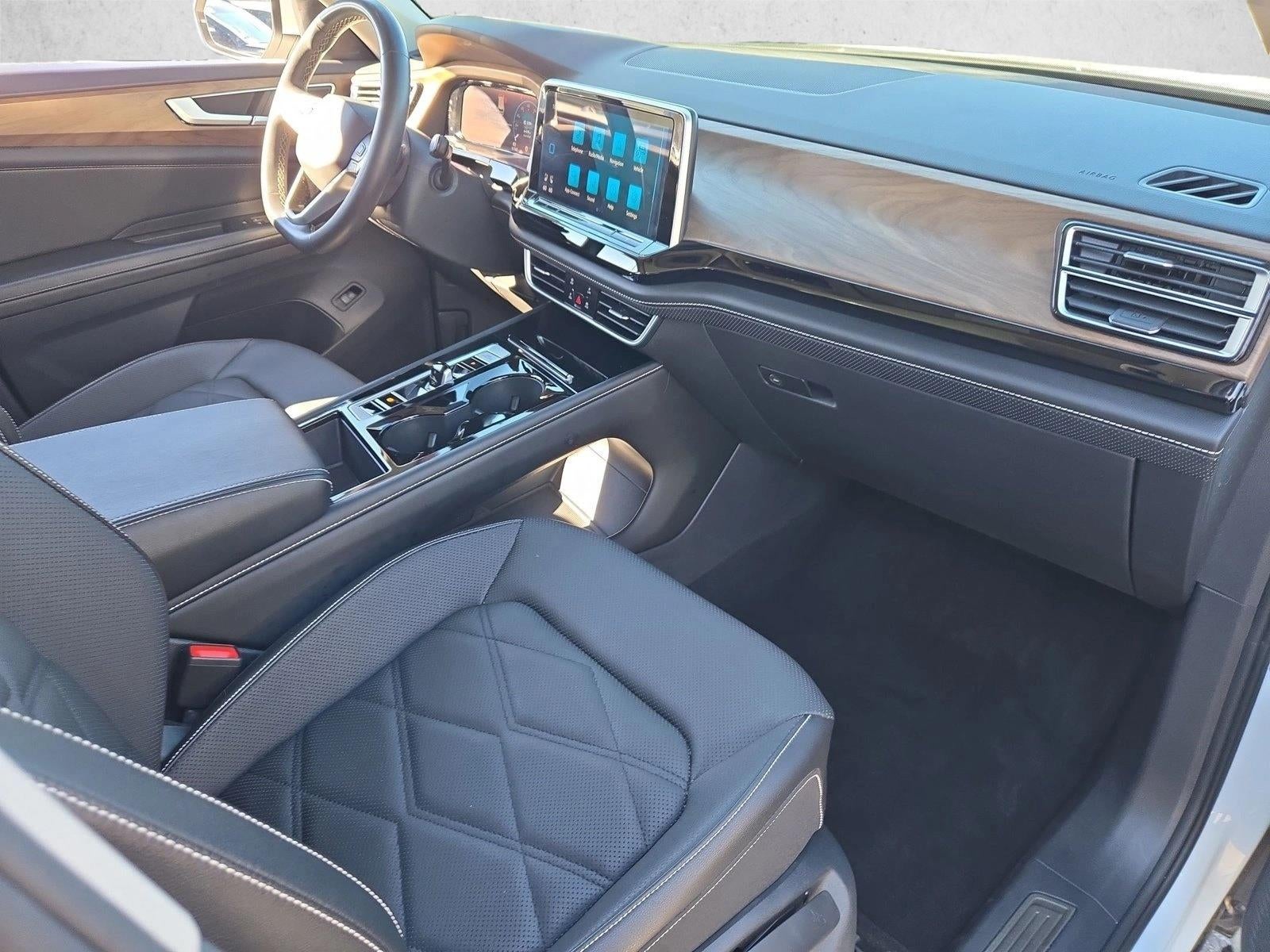 2024 Volkswagen Atlas 2.0T SE w/Technology FWD