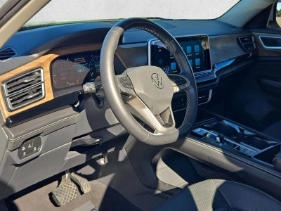 2024 Volkswagen Atlas 2.0T SE w/Technology FWD