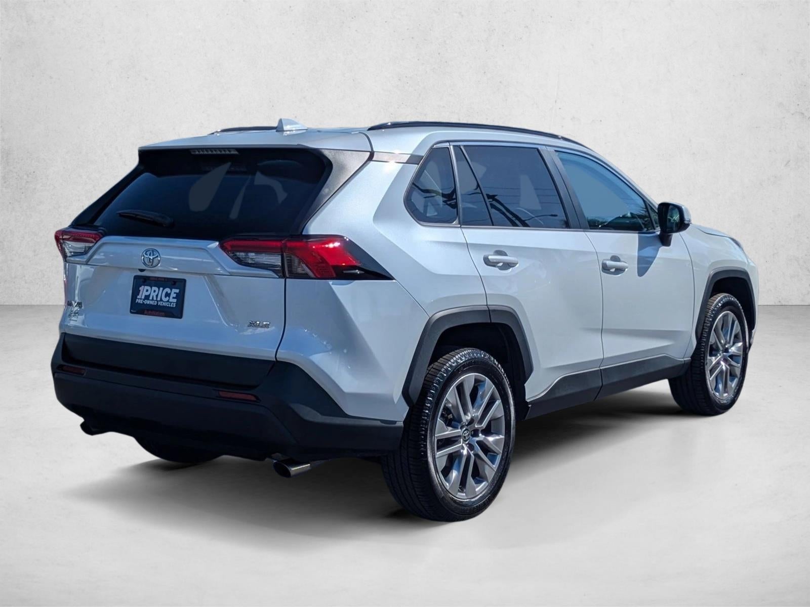 2023 Toyota RAV4 XLE Premium FWD (Natl)