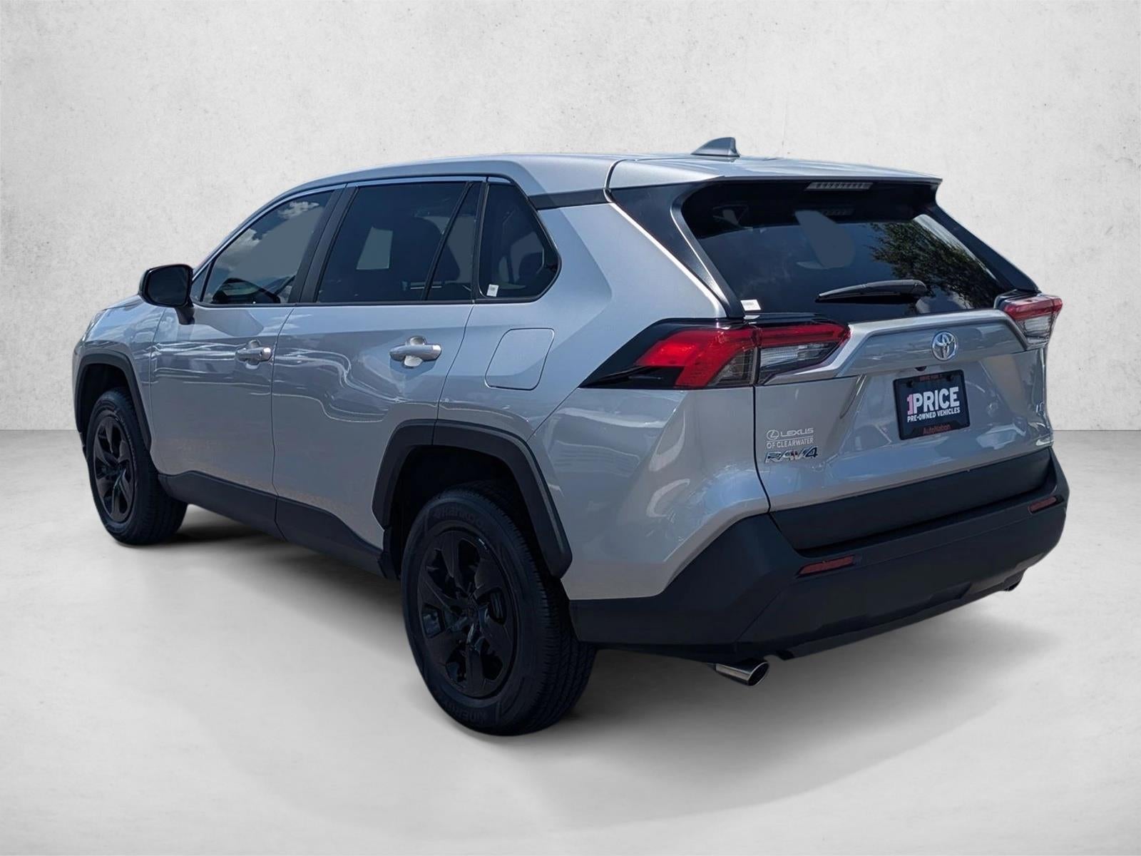2023 Toyota RAV4 LE FWD (GS)