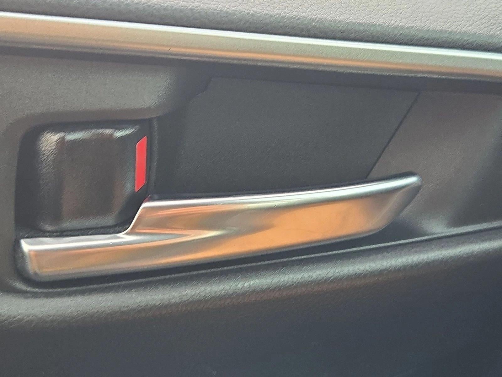 2021 Toyota RAV4 XLE FWD (GS)