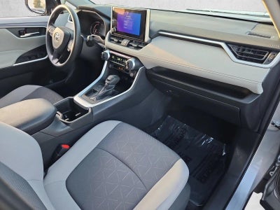 2024 Toyota RAV4 XLE FWD (GS)