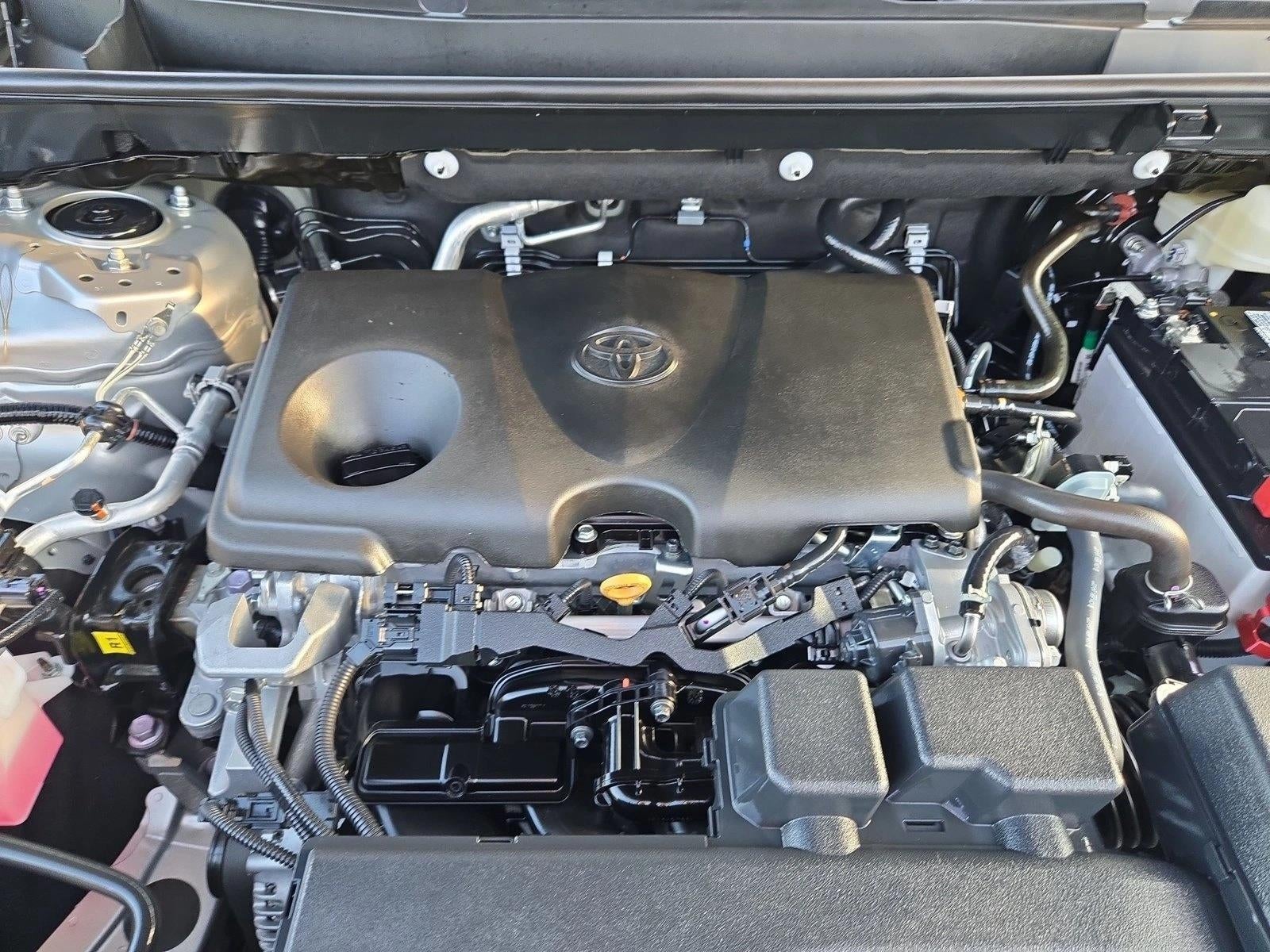 2024 Toyota RAV4 XLE FWD (GS)