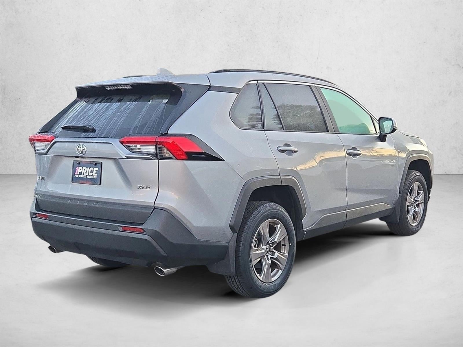 2024 Toyota RAV4 XLE FWD (GS)